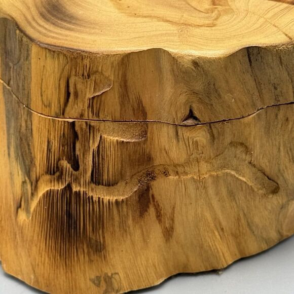 Vtg Hand Carved Tree Stump Trinket Box Removable Lid Mancave Cottagecore Deer - Picture 2 of 15